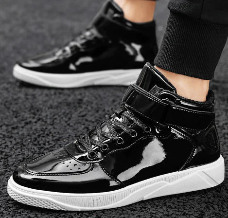 Fashionable Men's Shoes for Boys and Students